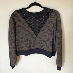 Forever 21 Camo Crop Sweatshirt
